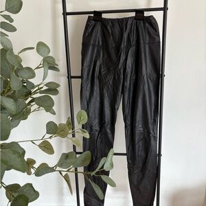 Wilfred Black faux leather legging s